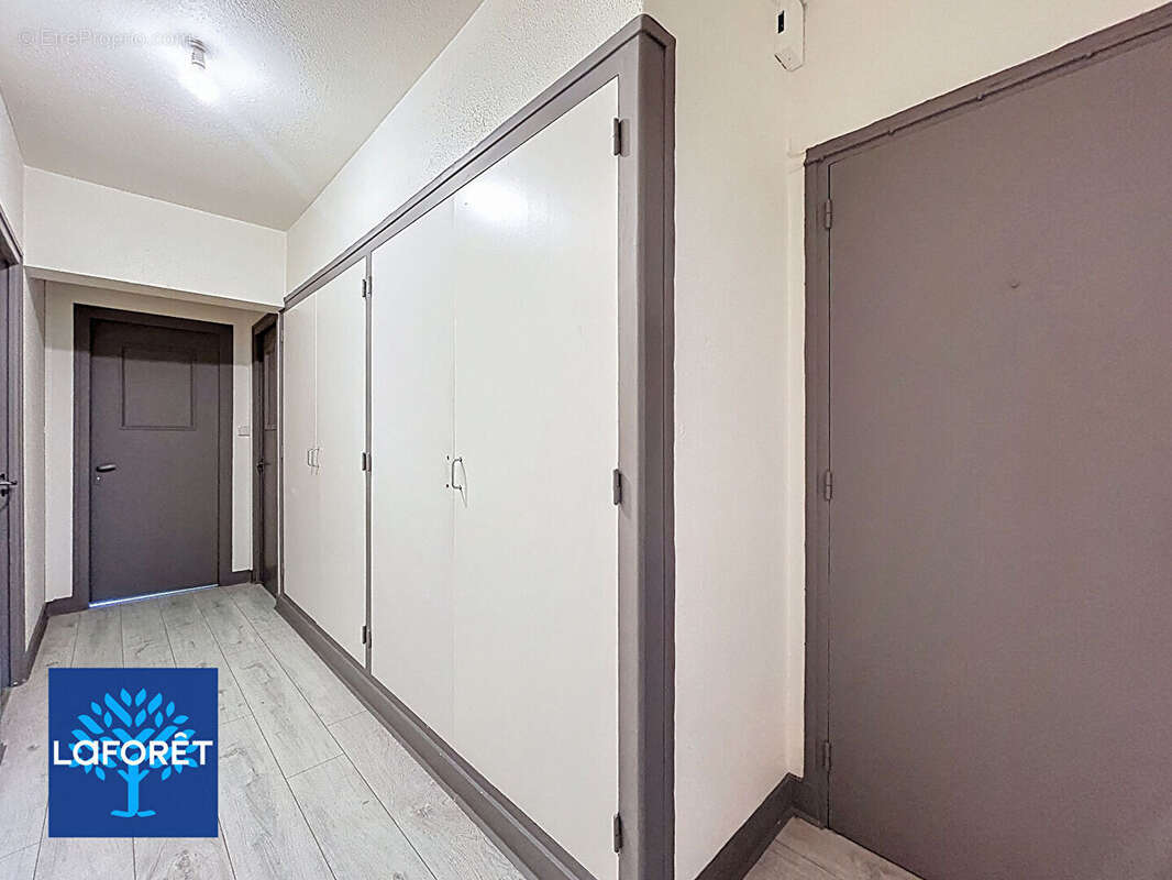 Appartement à FOUGERES