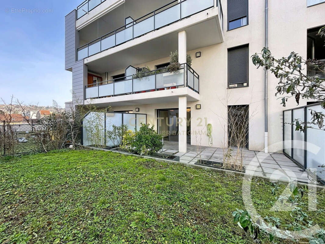 Appartement à BOURGOIN-JALLIEU