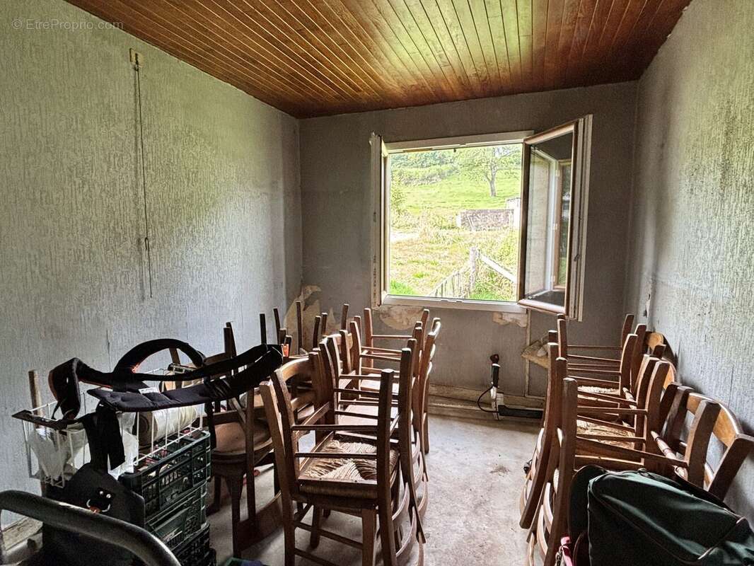 Maison à SAINT-PIERRE-LE-VIEUX