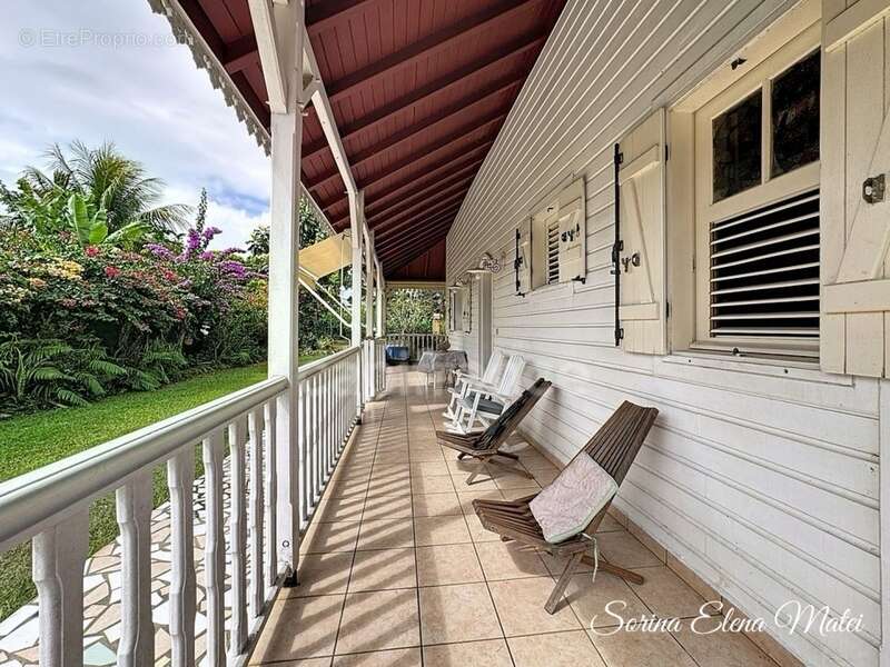 Maison à PETIT-BOURG