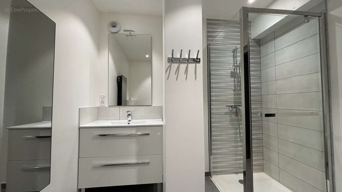 Appartement 40 m² à Aix-Les-Bains  - photo 10