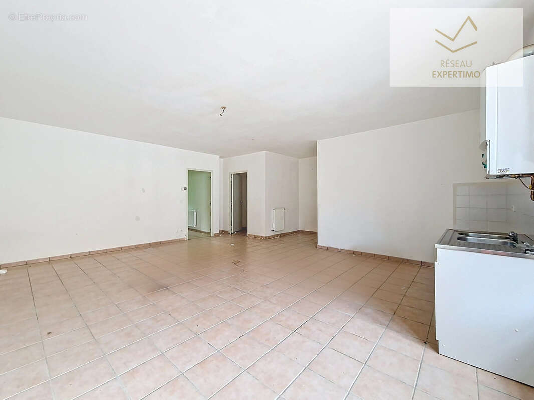 Appartement à CASSAGNES-BEGONHES