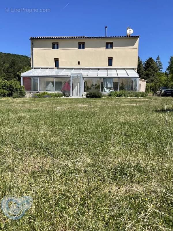 Maison à LES OMERGUES