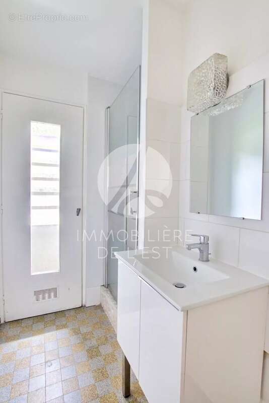 Appartement à LYON-8E