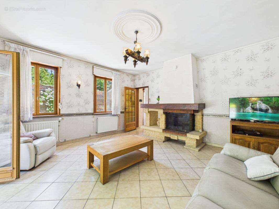 Maison 109 m² à Douchy-Les-Mines  - photo 6