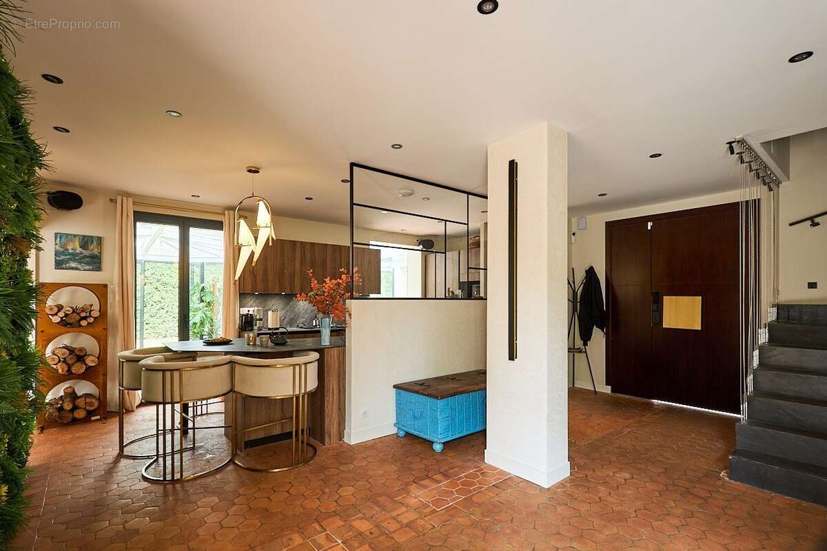 Maison à LOUVECIENNES