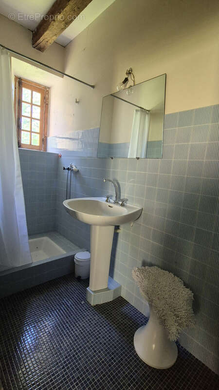 Maison à SAINT-CERNIN