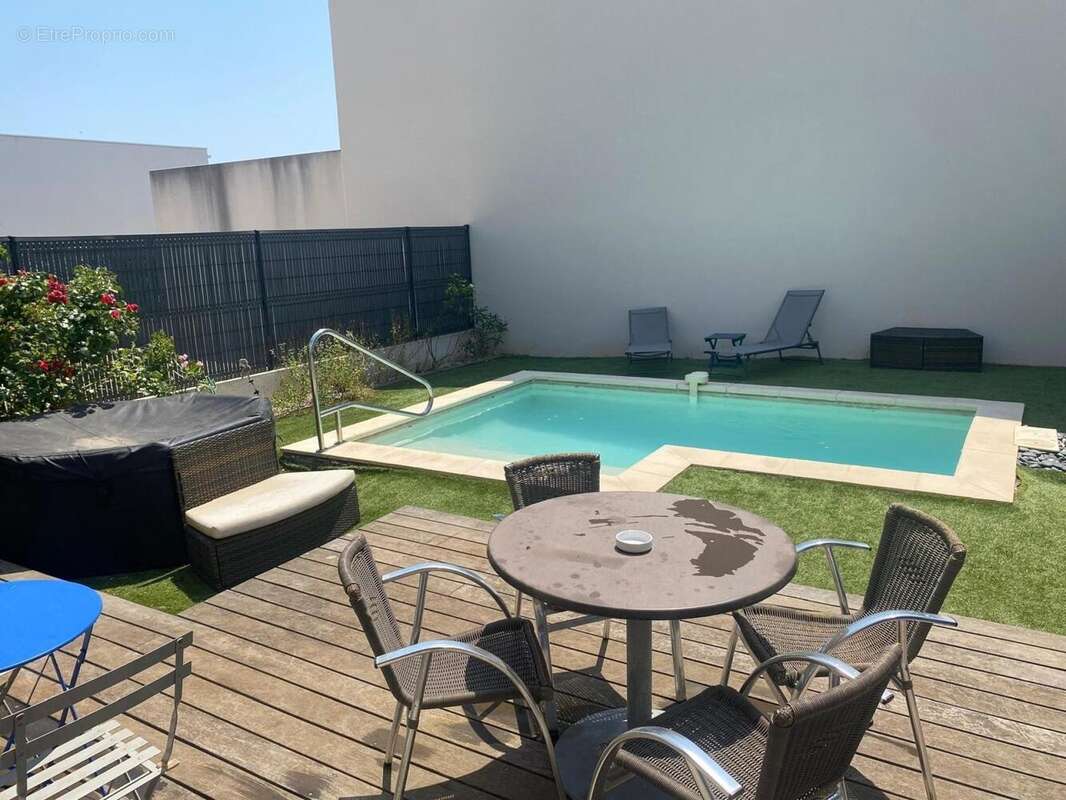 Photo 2 - Maison à JUVIGNAC