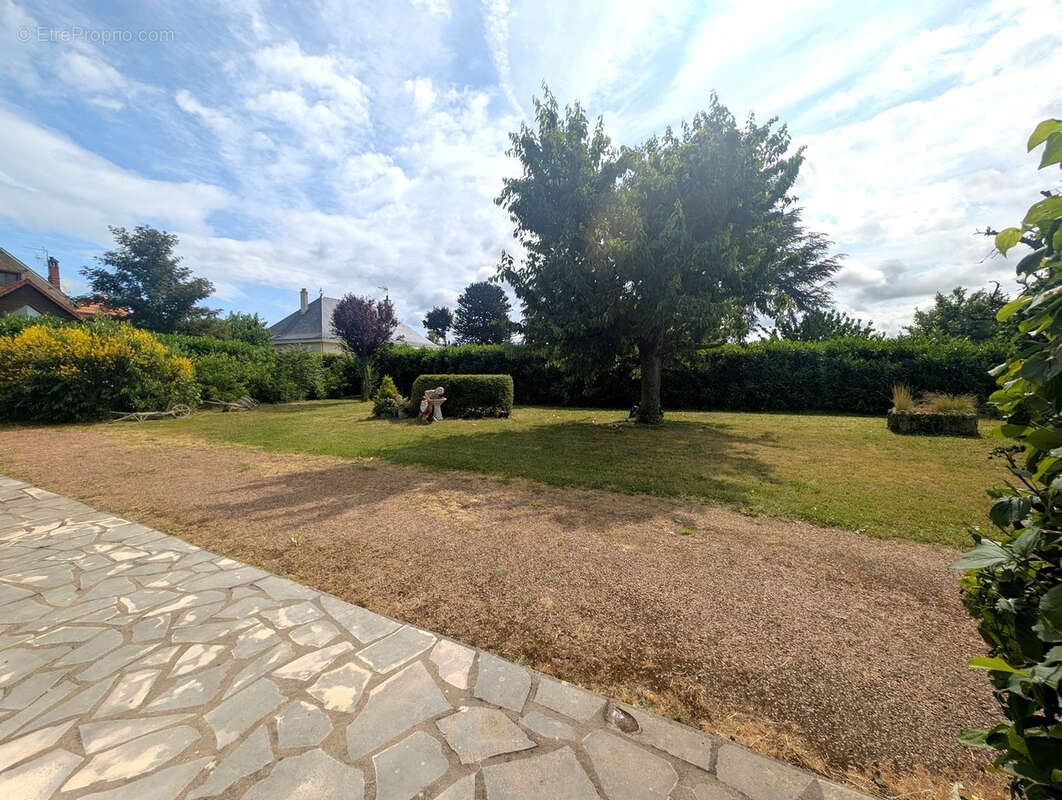 Centre doué, maison plain-pied sous-sol complet - photo 2