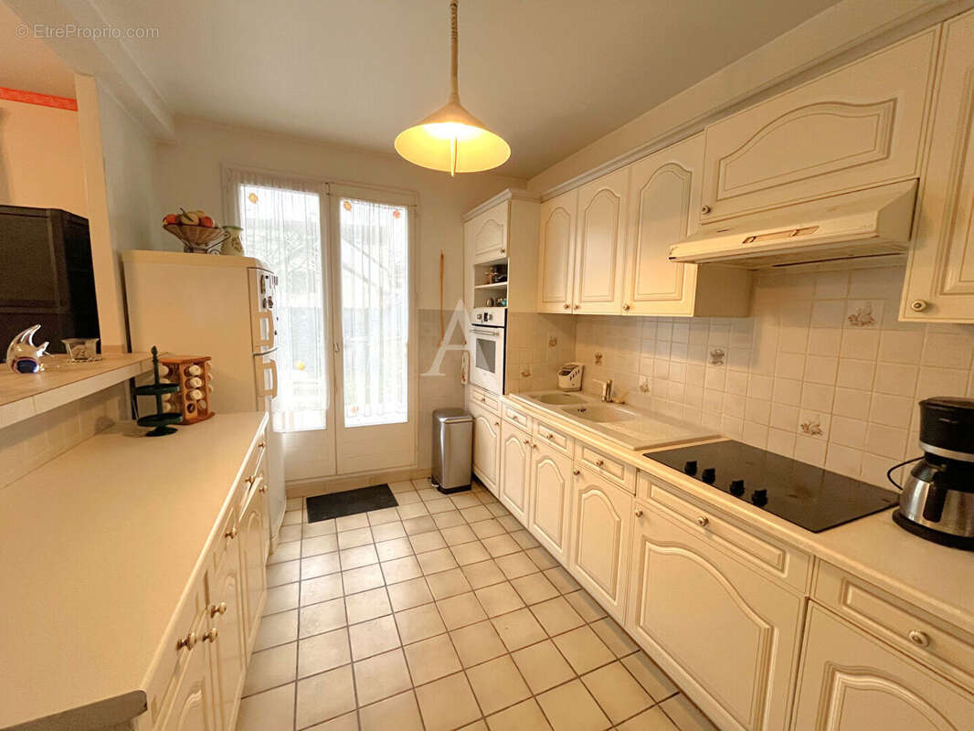 Maison à BRIE-COMTE-ROBERT