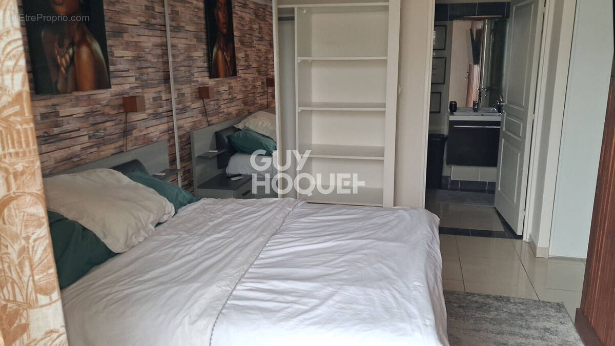 Appartement à SAINT-DENIS