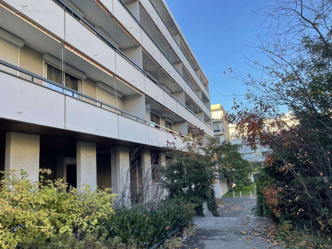 Appartement à LYON-9E