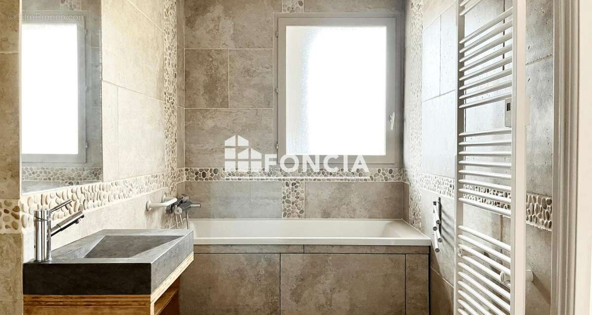 Appartement à RUEIL-MALMAISON