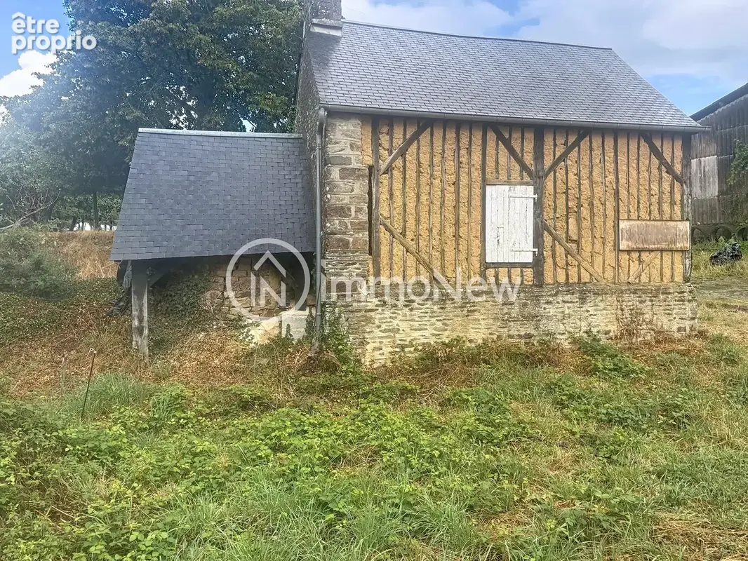Maison datee de 1677  de 130 m2 avec batiments 300 m2 et four a pain sur terrain 3380 m2 environ - photo 8
