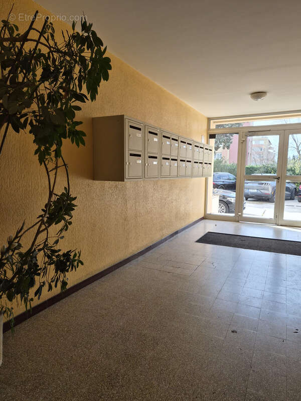 Appartement à SALON-DE-PROVENCE