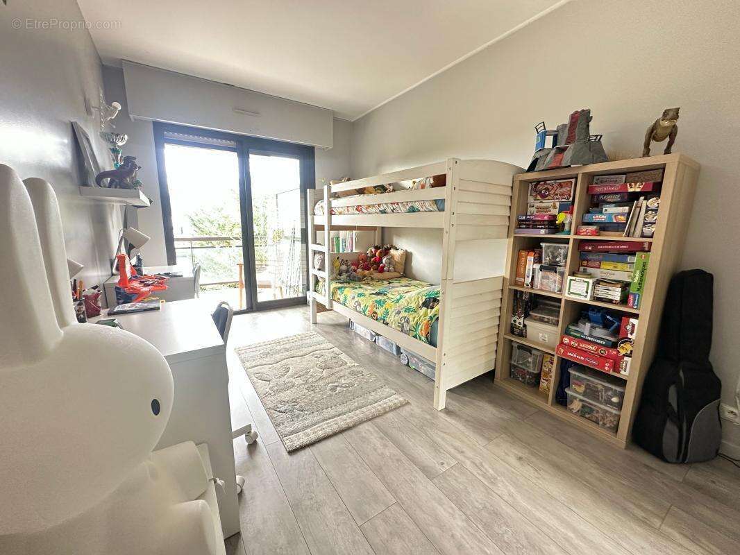 Appartement à SAINT-MAUR-DES-FOSSES