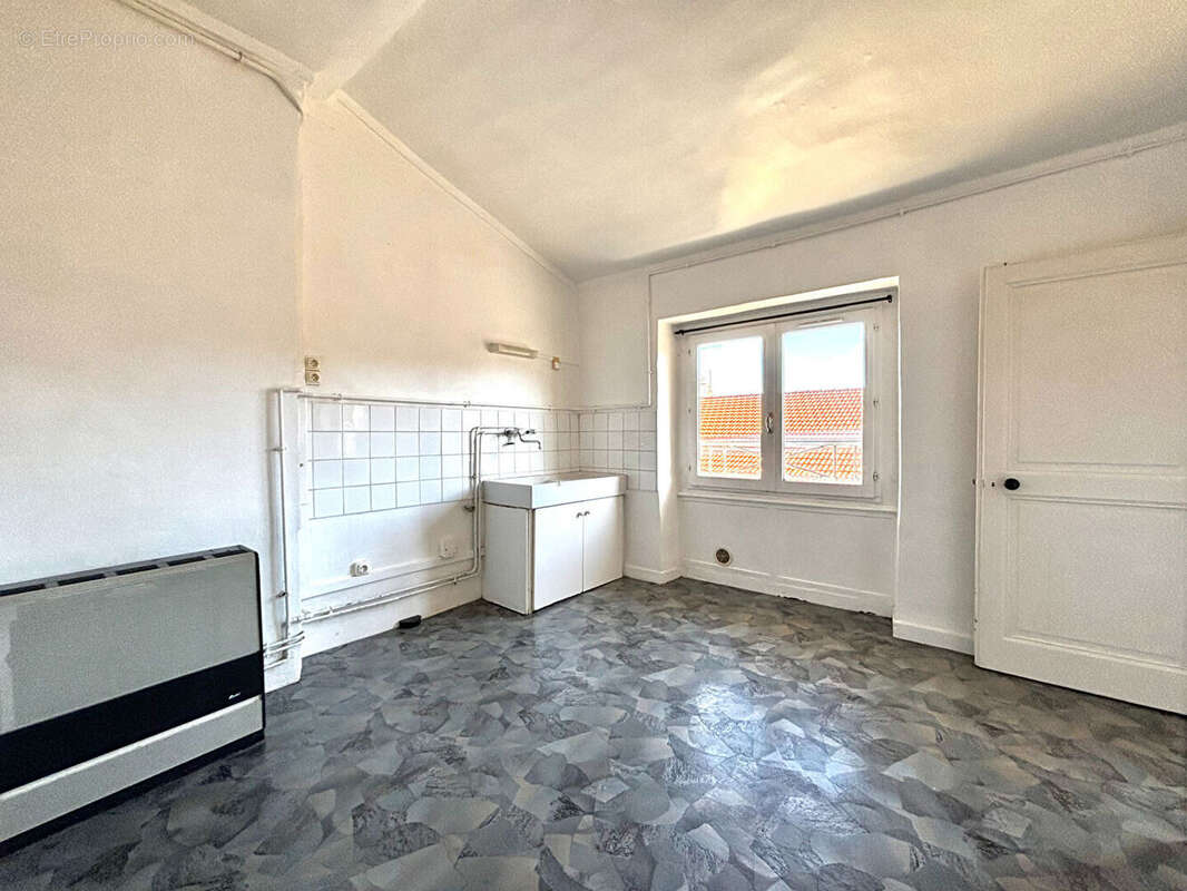 Appartement à SAINT-ETIENNE