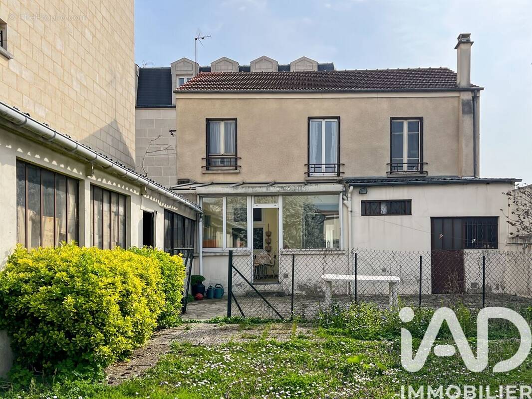 Photo 1 - Maison à BRY-SUR-MARNE
