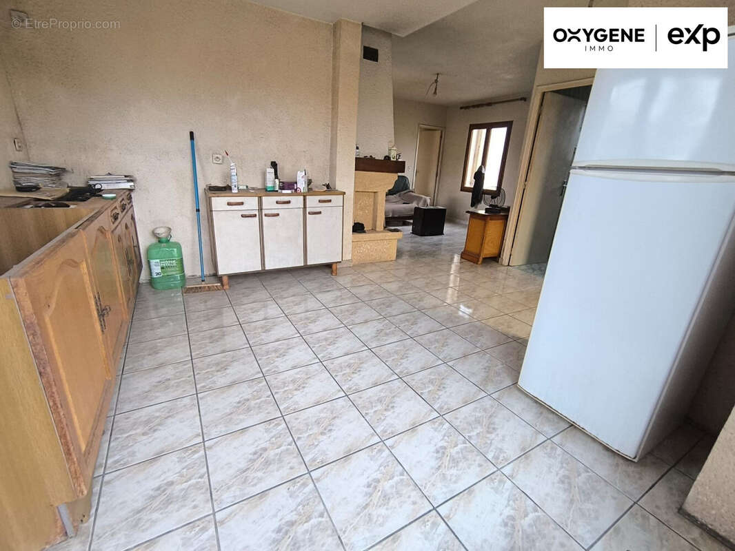 Commerce à LE BOULOU