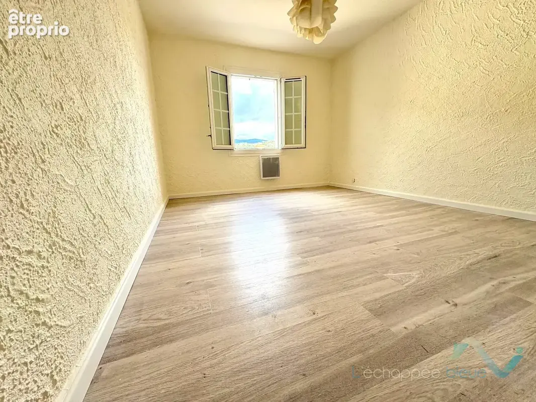 Vente appartement T2 à Cavalaire sur Mer - photo 5