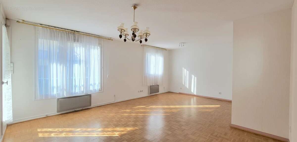 Appartement à AIX-LES-BAINS