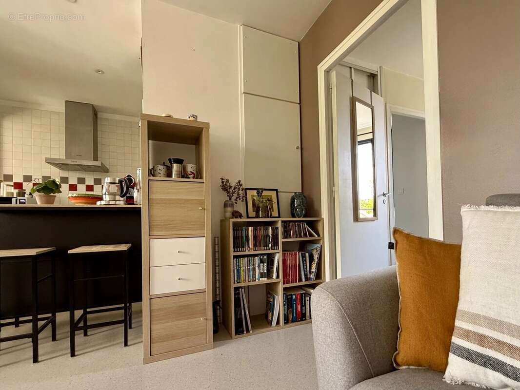 Appartement T2, 48,2 m2, place de stationnement privative - Pessac-Centre - photo 8