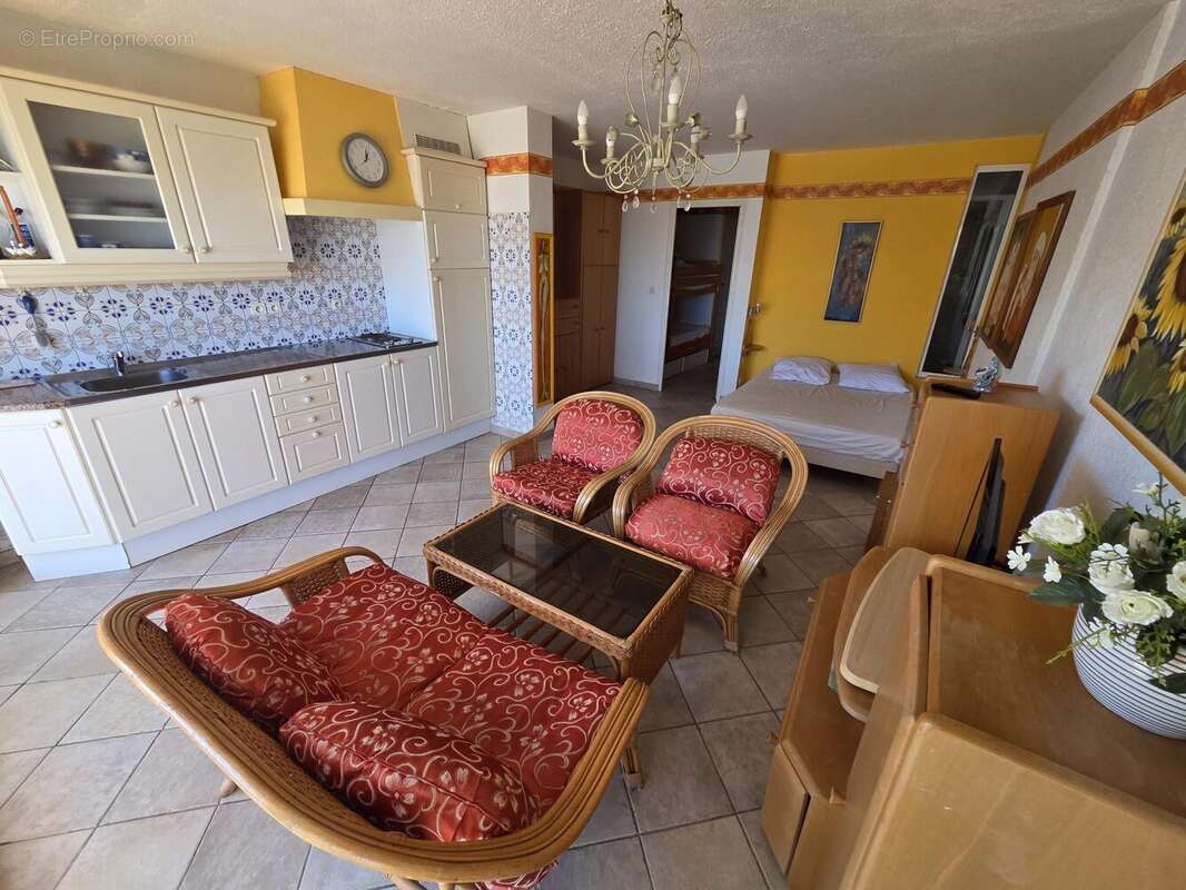 Appartement 31 m² à Agde  - photo 8