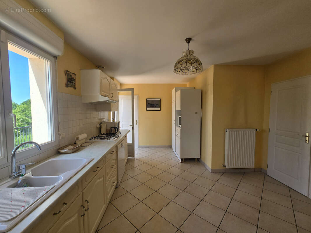 Maison à COULOMMIERS