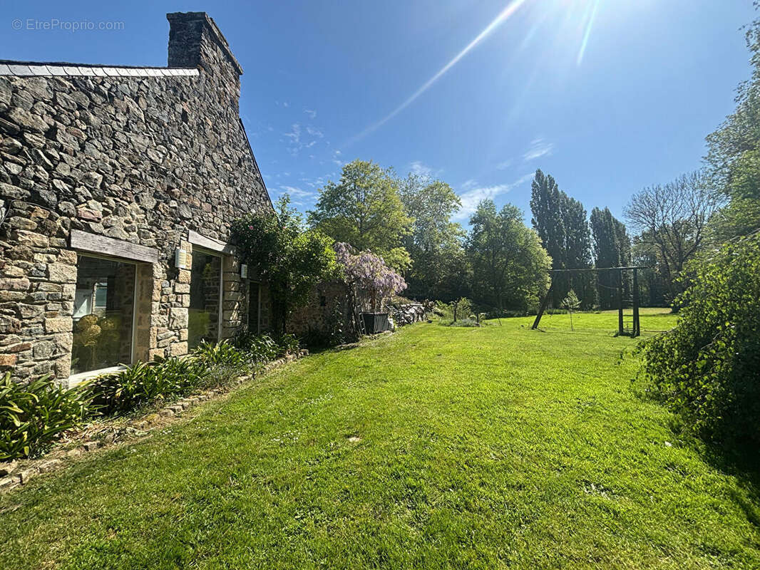 SAINT-ALBAN : Longère de caractère 6 pièces 158 m2 env - photo 15