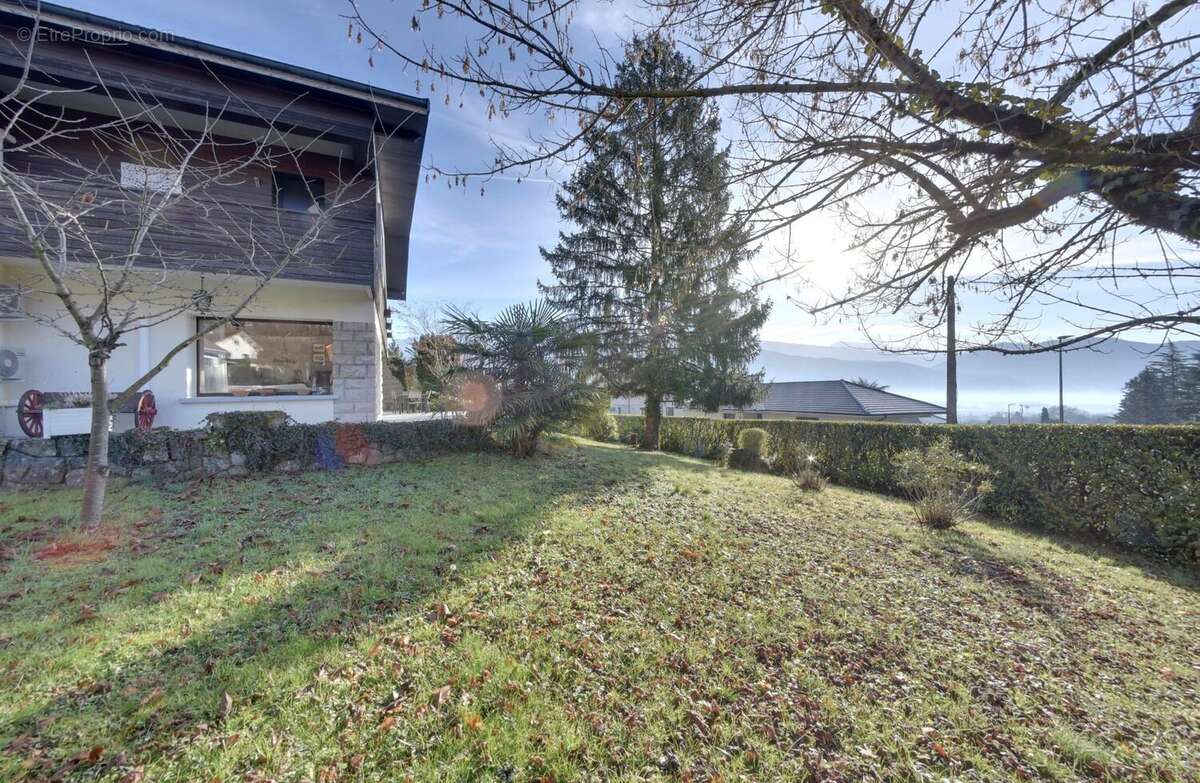 Jardin - Maison à MEYLAN