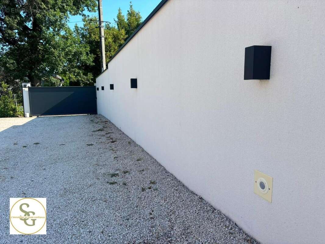Maison 148 m² à Gaillac  - photo 16