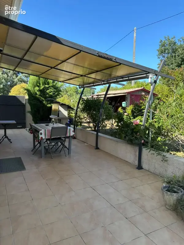 Maison familiale de 141 m2, 4 chambres avec dépendances et jardin arboré - photo 11