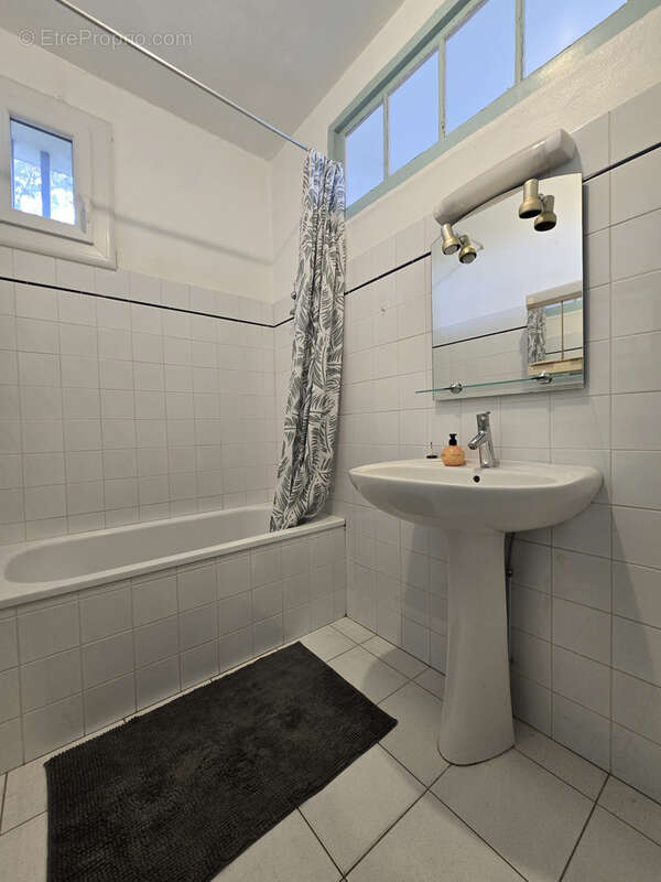 Maison à AIGUES-VIVES