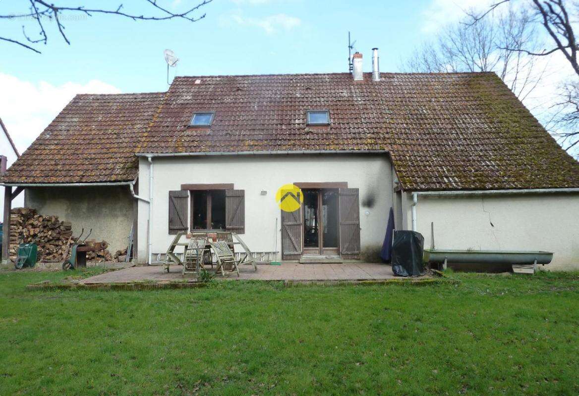 Maison à LAMOTTE-BEUVRON