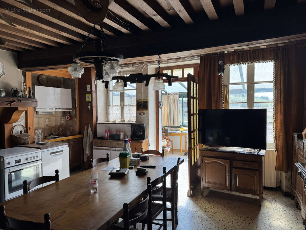 Maison à CERVON