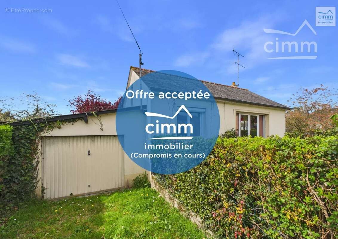 Maison à BOURG-DES-COMPTES