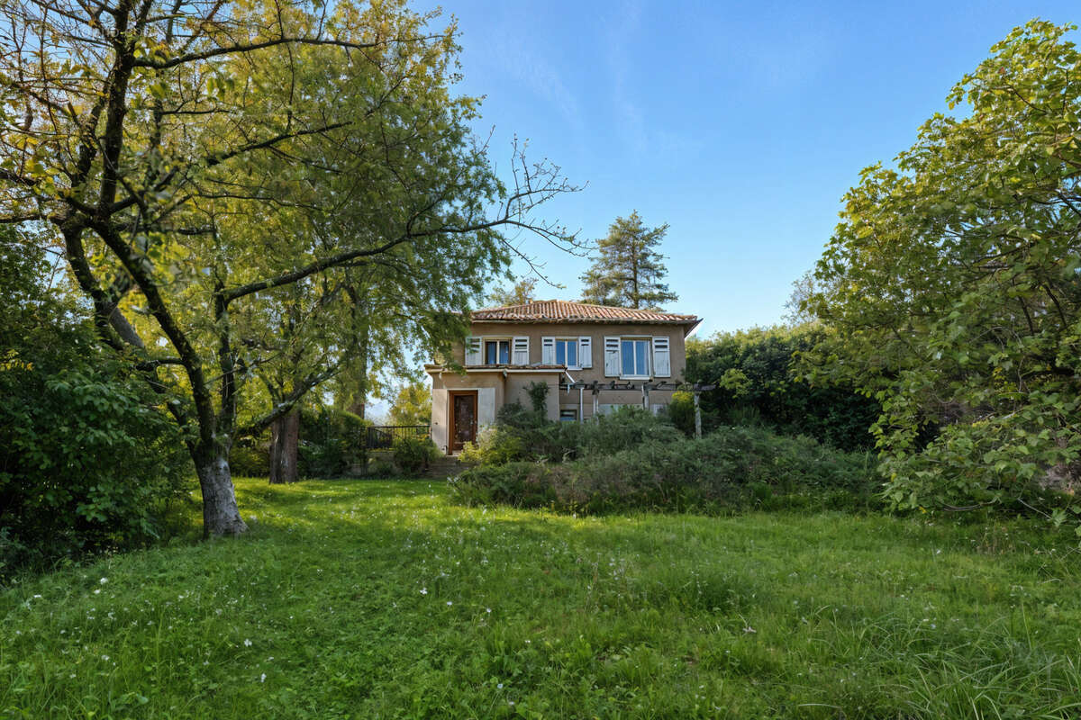 Maison à SAINT-CYR-AU-MONT-D'OR