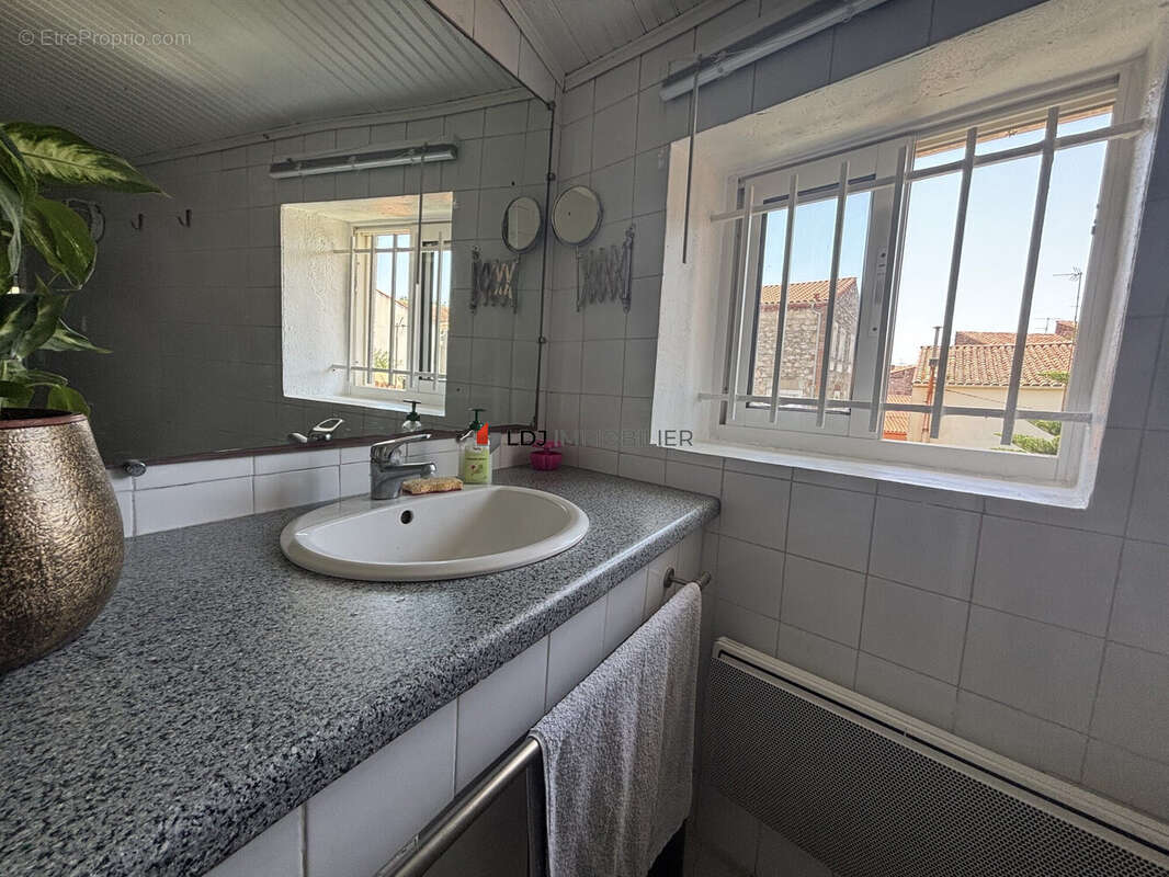 Maison 224 m² à Rivesaltes  - photo 9