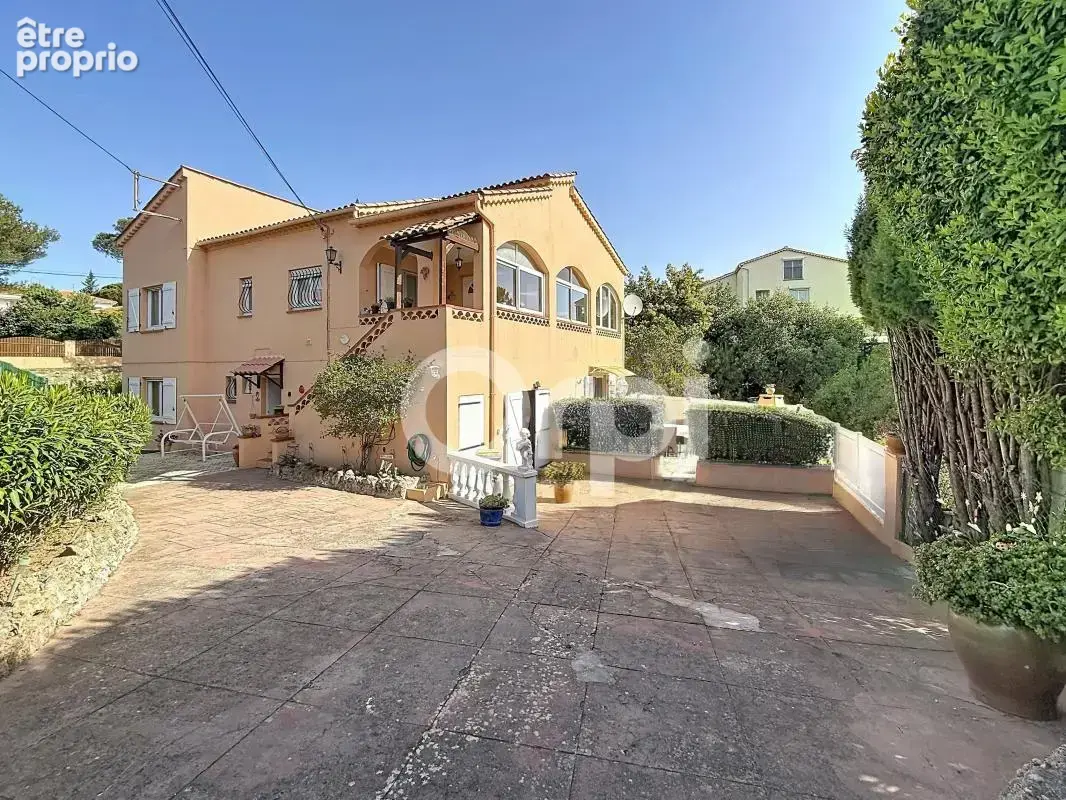 Maison à FREJUS