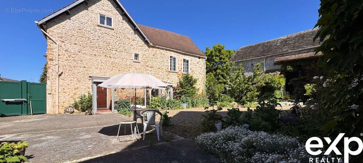 Maison à JOUARS-PONTCHARTRAIN