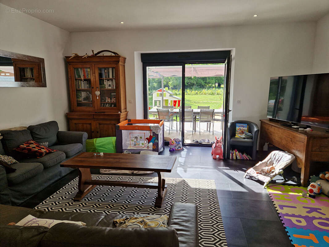 Appartement à VALLAN