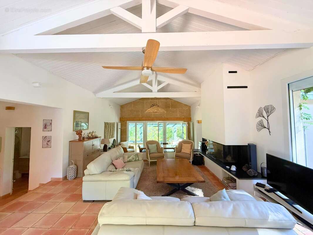 Maison à LE THOLONET