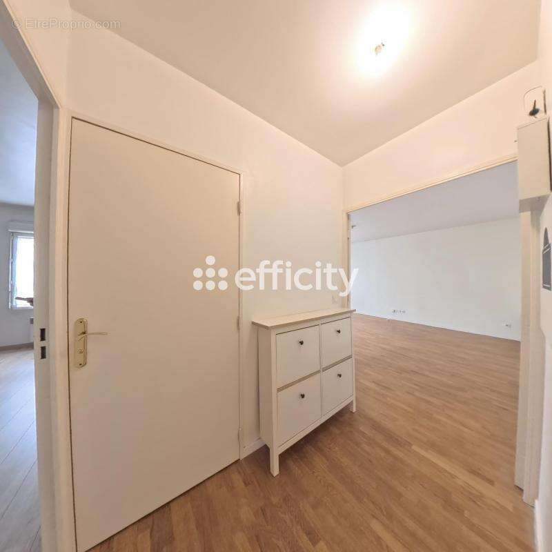 Appartement à GUYANCOURT