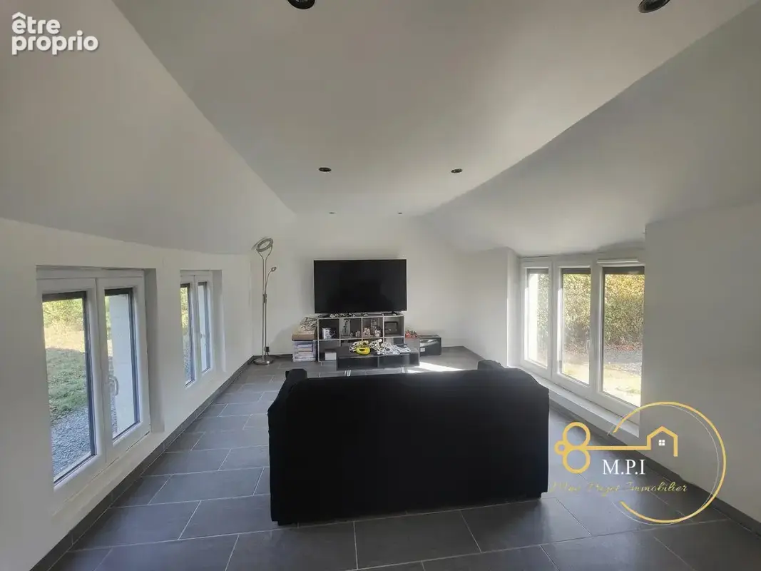 Maison 4 pièces 100 m² à vendre à Mezieres-Sur-Ponthouin (72290) - photo 4