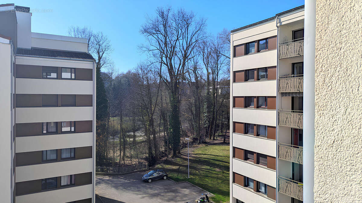 Appartement à SEYNOD