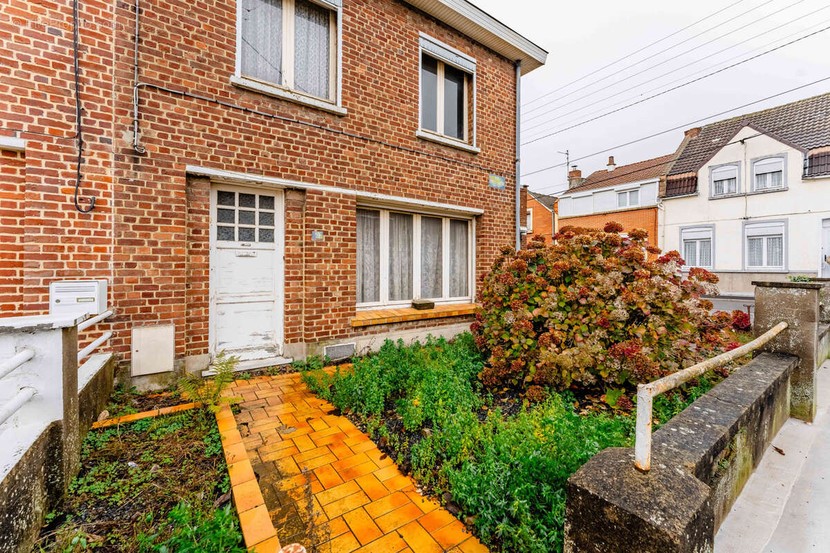 Maison à ANNOEULLIN