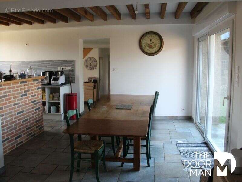 Maison à SANDARVILLE