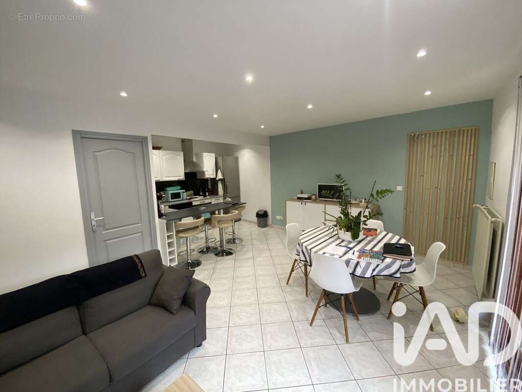 Appartement 250 m² à Douai  - photo 4