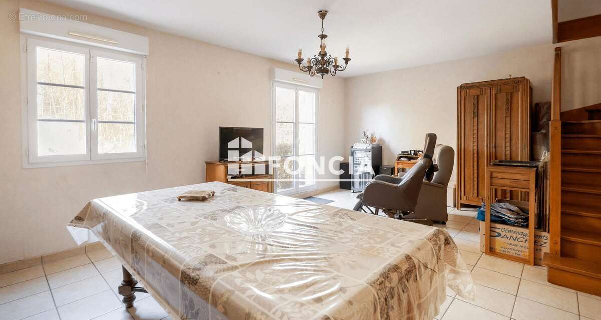Maison à ETAMPES