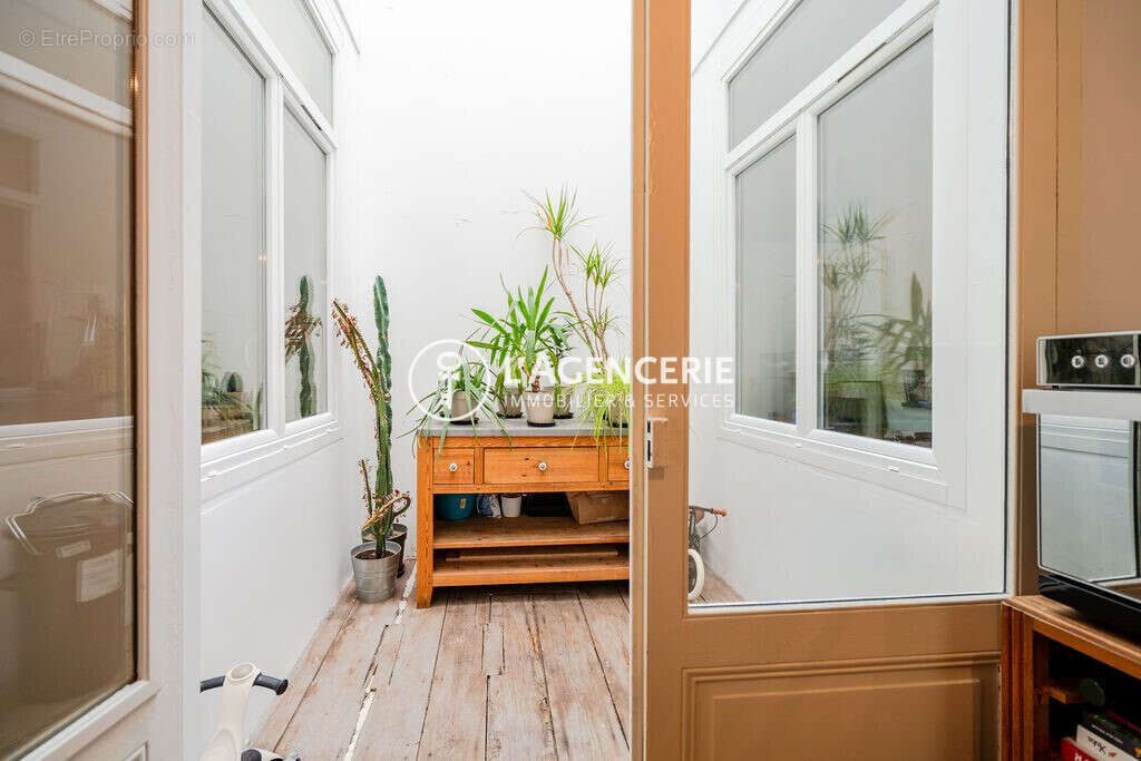 Appartement à BORDEAUX